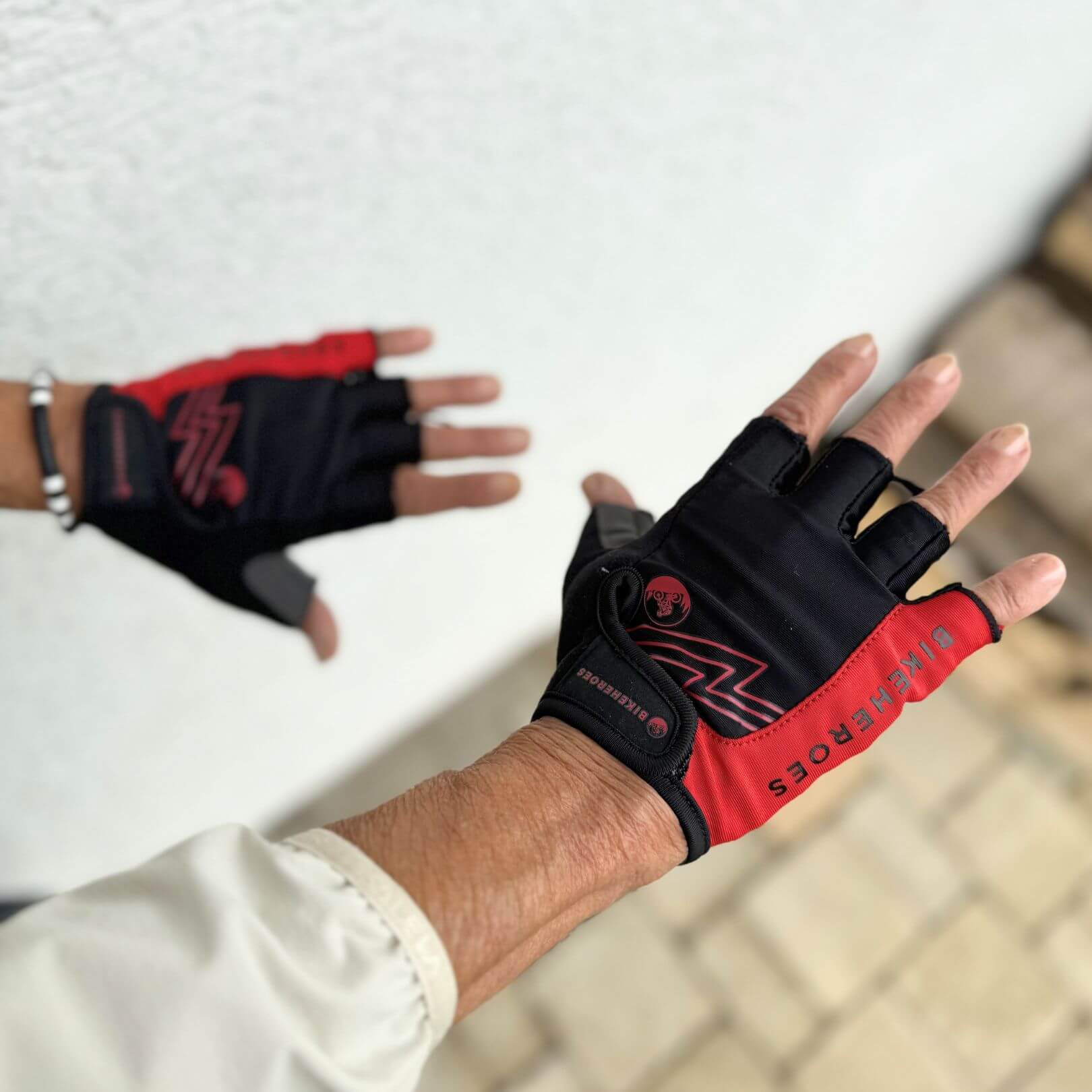 BikeHeroes® Grip Pro cycling gloves